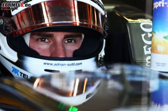 Adrian Sutil ist von Force India zu Sauber gewechselt und hofft, dass sich dieser Schritt bezahlt macht. Im Moment sieht es (noch) nicht danach aus. Foto zur News: Adrian Sutil ist von Force India zu Sauber gewechselt und hofft, dass sich dieser Schritt bezahlt macht. Im Moment sieht es (noch) nicht danach aus.