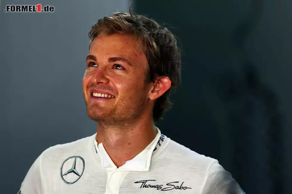 Foto zur News: Aber auch die Pole-Position würde dem Mercedes-Fahrer natürlich schmecken.