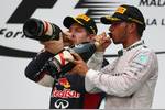 Gallerie: Sebastian Vettel (Red Bull) und Lewis Hamilton (Mercedes)