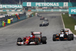 Foto zur News: Fernando Alonso (Ferrari) und Nico Hülkenberg (Force India)