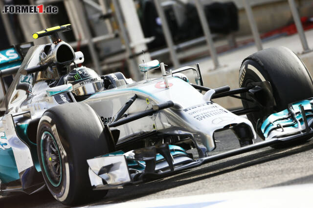 Foto zur News: Nico Rosberg raste am Samstag in 1:33.185 Minuten zur Pole-Position.