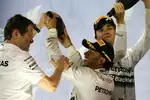 Foto zur News: Lewis Hamilton (Mercedes) und Nico Rosberg (Mercedes)