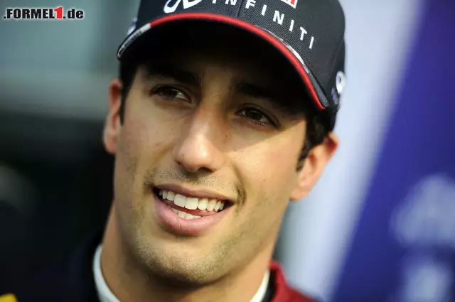 Foto zur News: Daniel Ricciardo ist zufrieden, denn abermals ist er schneller als Sebastian Vettel (+0,496 versus +0,700 Sekunden).