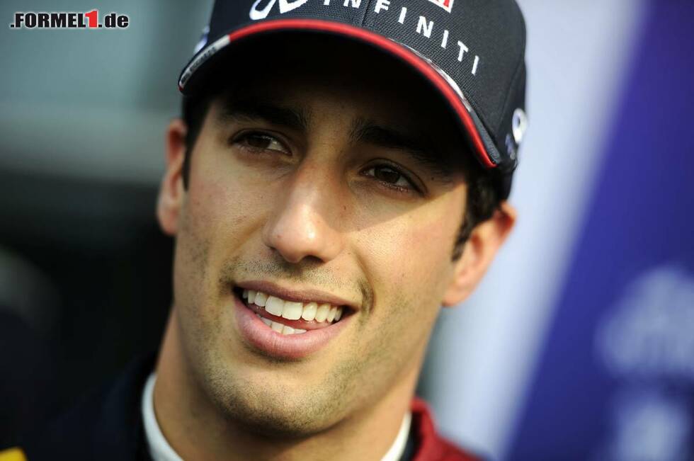 Foto zur News: Daniel Ricciardo ist zufrieden, denn abermals ist er schneller als Sebastian Vettel (+0,496 versus +0,700 Sekunden).