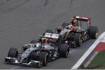 Foto zur News: Esteban Gutierrez (Sauber) und Pastor Maldonado (Lotus)