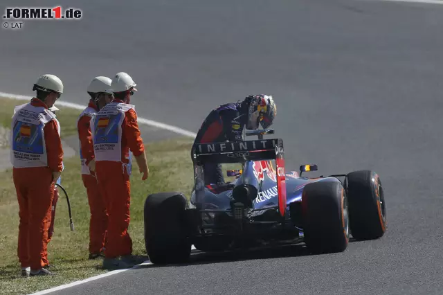 Sebastian Vettel bleibt in dieser Saison vom Pech verfolgt. Kaum ein Training oder Rennen, in dem es nicht ein technisches Problem gibt. Wenn man deswegen stehen bleibt, umso schlimmer. Foto zur News: Sebastian Vettel bleibt in dieser Saison vom Pech verfolgt. Kaum ein Training oder Rennen, in dem es nicht ein technisches Problem gibt. Wenn man deswegen stehen bleibt, umso schlimmer.