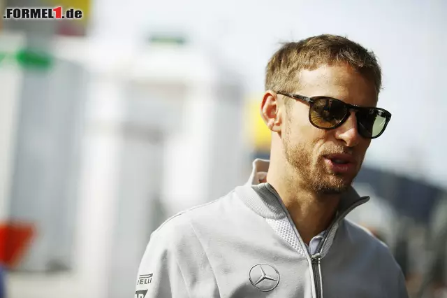 Dennoch ist Button optimistisch gestimmt, den im Rennen könnte der Brite vielleicht sogar nach den Ferrari vor sich greifen. Foto zur News: Dennoch ist Button optimistisch gestimmt, den im Rennen könnte der Brite vielleicht sogar nach den Ferrari vor sich greifen.