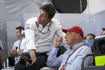 Foto zur News: Toto Wolff mit Niki Lauda