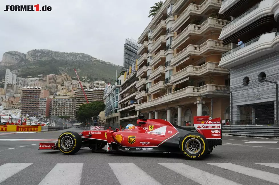 Wer hätte das gedacht? Dank des Hagelschauers in der Pause und der abtrocknenden Strecke kam es auf die letzten Minuten des Trainings an. Und die nutzte Fernando Alonso in 1:18.482 Minuten am besten - Schnellster am Nachmittag! Foto zur News: Wer hätte das gedacht? Dank des Hagelschauers in der Pause und der abtrocknenden Strecke kam es auf die letzten Minuten des Trainings an. Und die nutzte Fernando Alonso in 1:18.482 Minuten am besten - Schnellster am Nachmittag!
