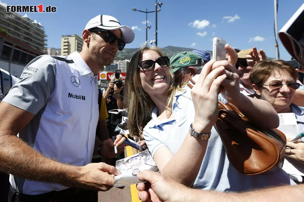 Foto zur News: Jenson Button (McLaren)