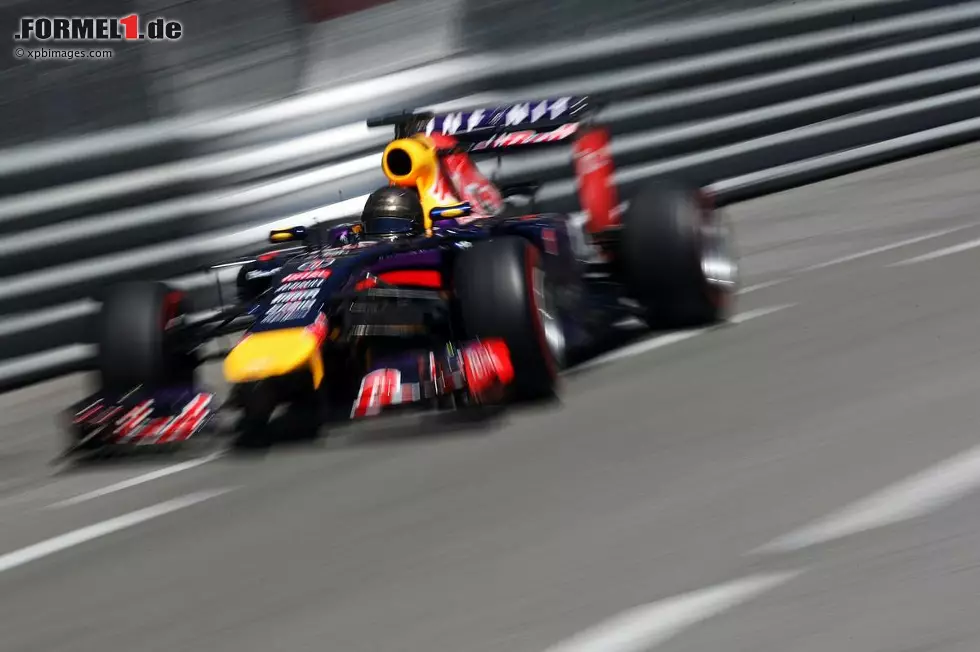 Foto zur News: Sebastian Vettel (Red Bull)