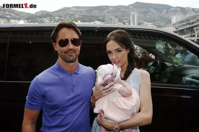 Familienschnappschuss 2014 in Monte Carlo: Sophia mit Mama Tamara und Papa Jay. Foto zur News: Familienschnappschuss 2014 in Monte Carlo: Sophia mit Mama Tamara und Papa Jay.