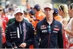 Foto zur News: Valtteri Bottas (Williams) und Daniil Kwjat (Toro Rosso)