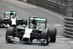 Foto zur News: Nico Rosberg (Mercedes) und Lewis Hamilton (Mercedes)