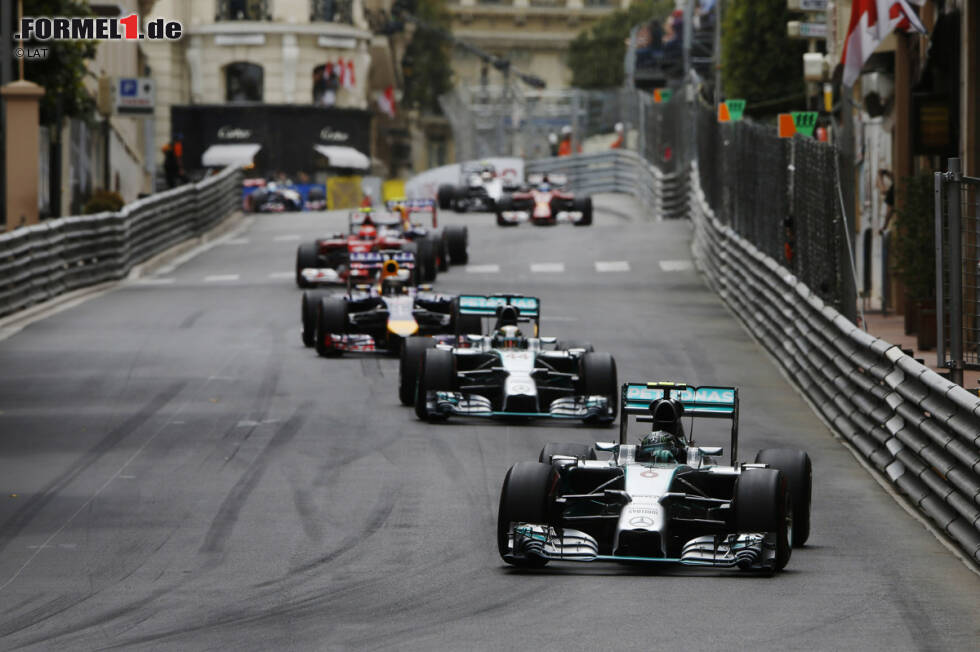 Foto zur News: Nico Rosberg (Mercedes), Lewis Hamilton (Mercedes), Sebastian Vettel (Red Bull) und Kimi Räikkönen (Ferrari)