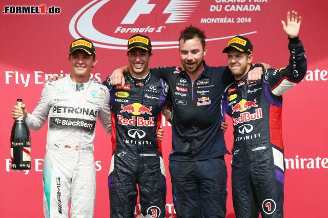 Foto zur News: Hier jubeln Nico Rosberg, Daniel Ricciardo und Sebastian Vettel über ein spannendes Rennen.