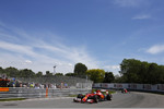 Foto zur News: Fernando Alonso (Ferrari) und Kimi Räikkönen (Ferrari)