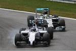 Foto zur News: Valtteri Bottas (Williams) und Lewis Hamilton (Mercedes)