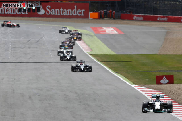 Foto zur News: In der Frühphase hatte Polemann Nico Rosberg leichtes Spiel. Der Deutsche konnte sich absetzen und souverän in Führung fahren. Bis zum Aus.
