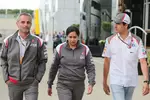 Foto zur News: Beat Zehnder, Monisha Kaltenborn und Adrian Sutil (Sauber)