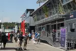 Foto zur News: Paddock in Hockenheim