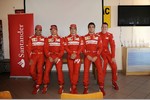 Foto zur News: Marc Gene, Kimi Räikkönen (Ferrari), Fernando Alonso (Ferrari) und Jules Bianchi (Marussia)