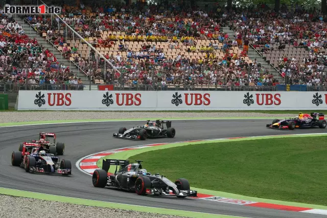 Zähler gab es auch für Adrian Sutil im Sauber nicht. Der Deutsche drehte sich mit einem Problem auf Start und Ziel und musste aufgeben. Foto zur News: Zähler gab es auch für Adrian Sutil im Sauber nicht. Der Deutsche drehte sich mit einem Problem auf Start und Ziel und musste aufgeben.