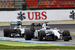 Valtteri Bottas (Williams) und Lewis Hamilton (Mercedes) 