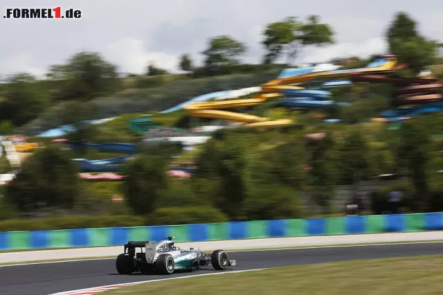 Foto zur News: Nico Rosberg hatte am ersten Tag auf dem Hungaroring 0,238 Sekunden Abstand auf die Spitze.