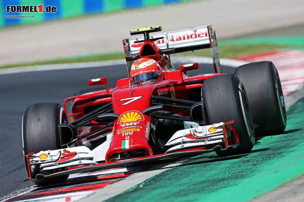 Foto zur News: Kimi Räikkönen hatte öfters gefragt, ob Ferrari sich sicher ist