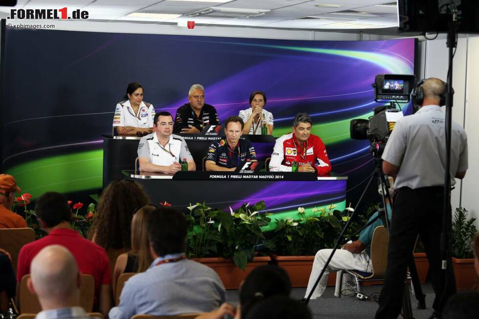 Foto zur News: Die Teamverantwortlichen wollen lieber über die heile Formel-1-Welt sprechen