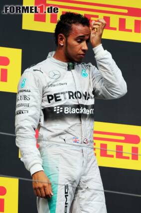 Foto zur News: Das Wochenende in Ungarn ging nicht spurlos an Lewis Hamilton vorbei
