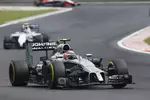 Gallerie: Kevin Magnussen (McLaren) und Valtteri Bottas (Williams)