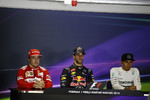 Gallerie: Daniel Ricciardo (Red Bull), Fernando Alonso (Ferrari) und Lewis Hamilton (Mercedes)