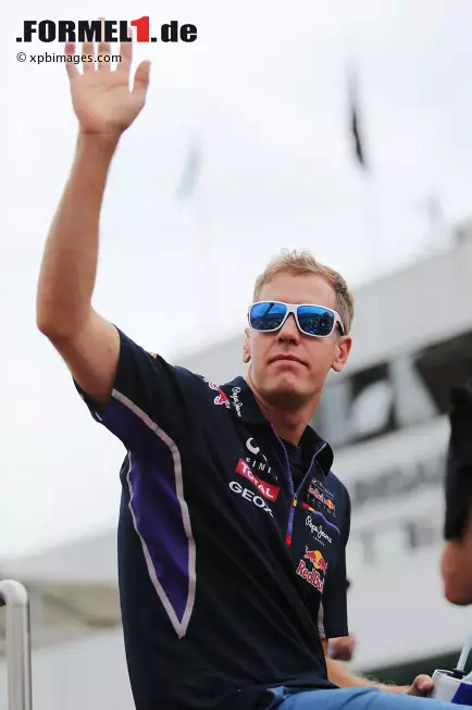 Foto zur News: Sebastian Vettel (Red Bull)