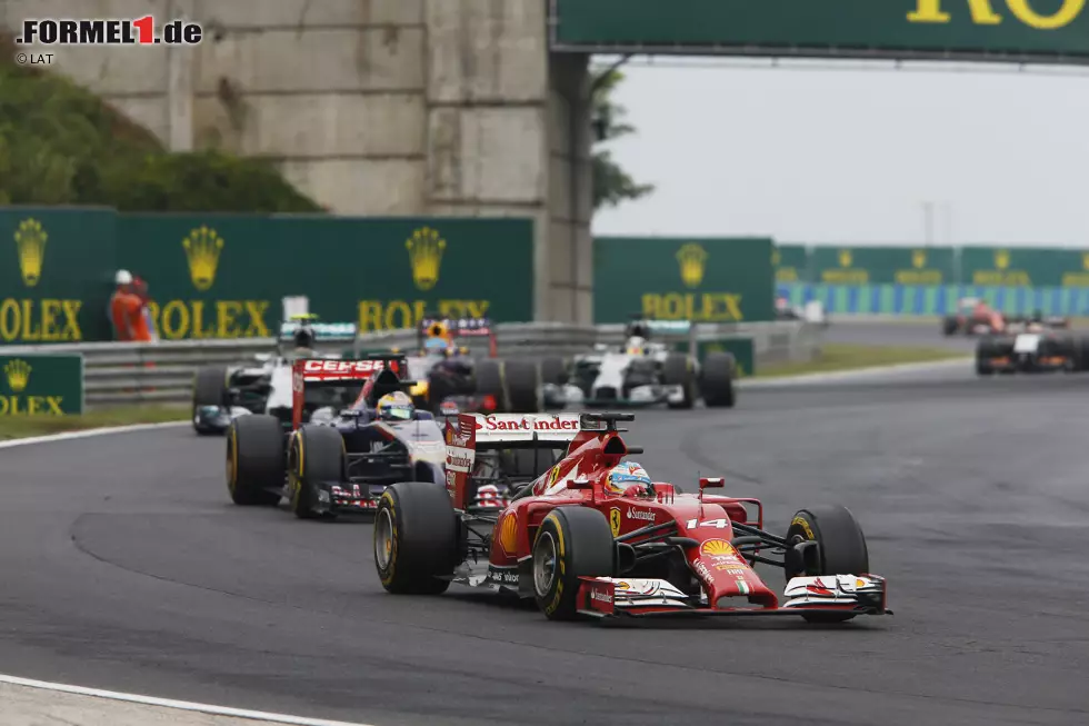 Fernando Alonso (Ferrari), Jean-Eric Vergne (Toro Rosso) und Nico Rosberg (Mercedes) Foto zur News: Fernando Alonso (Ferrari), Jean-Eric Vergne (Toro Rosso) und Nico Rosberg (Mercedes)