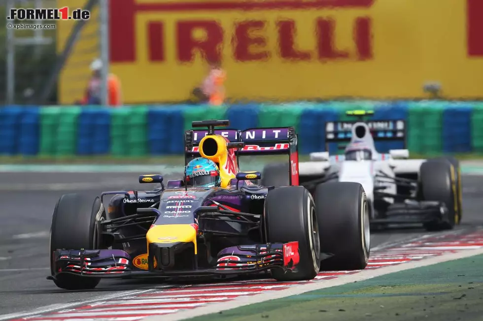 Foto zur News: Sebastian Vettel (Red Bull)