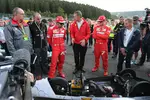 Foto zur News: Fernando Alonso (Ferrari) und Kimi Räikkönen (Ferrari)