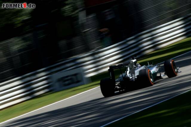 Foto zur News: Lewis Hamilton sichert sich die Pole für den Grand Prix von Italien in Monza