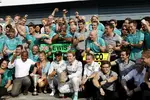 Foto zur News: Lewis Hamilton (Mercedes) und Nico Rosberg (Mercedes)