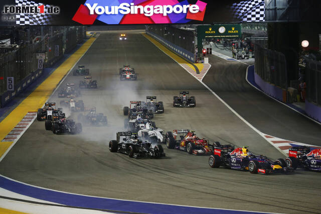 Foto zur News: Daniel Ricciardo (Infiniti Red Bull Racing) musste sich am Start hinter Sebastian Vettel einreihen