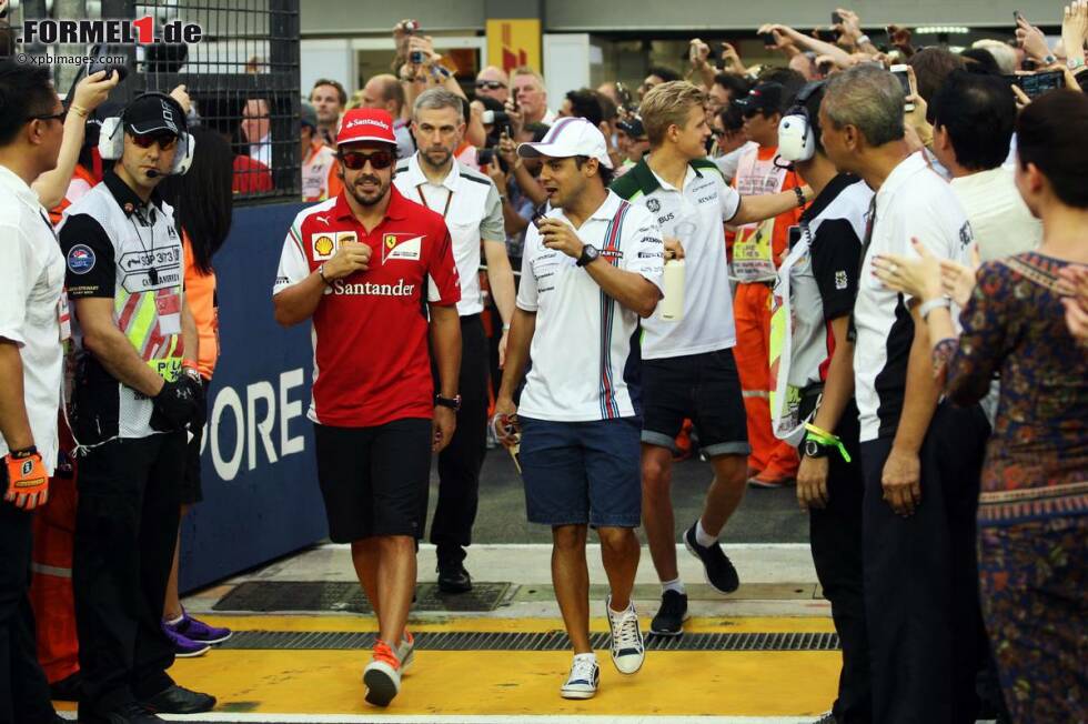 Foto zur News: Fernando Alonso (Ferrari) und Felipe Massa (Williams)