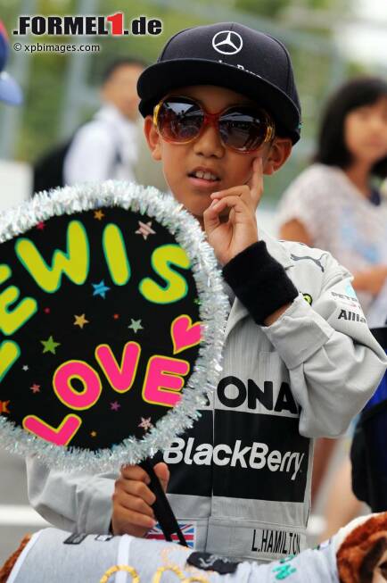 Foto zur News: Junger Fan von Lewis Hamilton (Mercedes)