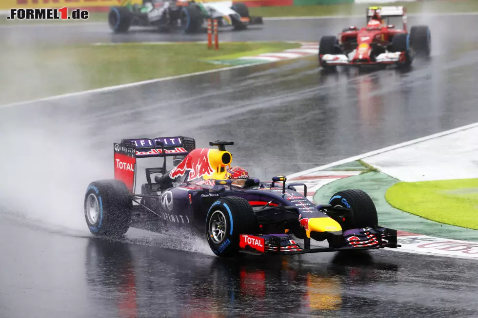 Foto zur News: Sebastian Vettel (Infiniti Red Bull Racing)