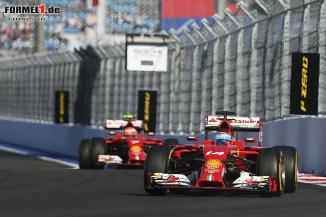 Foto zur News: Ferrari am Sotschi-Freitag: Fernando Alonso deutlich vor Kimi Räikkönen
