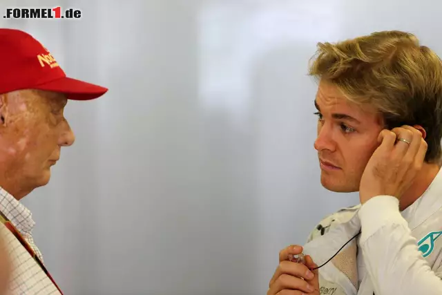 Niki Lauda Nico Rosberg (Mercedes AMG Petronas Formula One Team) Foto zur News: Niki Lauda Nico Rosberg (Mercedes AMG Petronas Formula One Team)