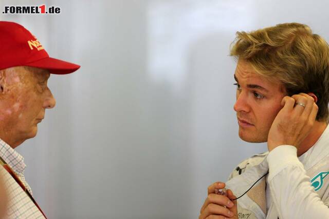 Foto zur News: Niki Lauda und Nico Rosberg (Mercedes AMG Petronas Formula One Team)