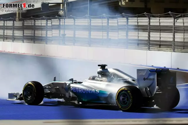 Lewis Hamilton (Mercedes AMG Petronas Formula One Team) Foto zur News: Lewis Hamilton (Mercedes AMG Petronas Formula One Team)