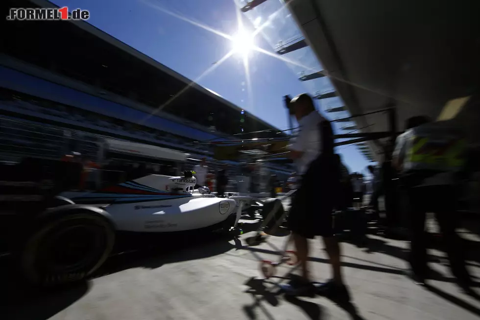 Valtteri Bottas (Williams F1 Team) gelang fast die Überraschung, wohl ein kleiner Rutscher kostete ihn die Pole. Der Finne war am Ende um 0,407 Sekunden langsamer. Foto zur News: Valtteri Bottas (Williams F1 Team) gelang fast die Überraschung, wohl ein kleiner Rutscher kostete ihn die Pole. Der Finne war am Ende um 0,407 Sekunden langsamer.