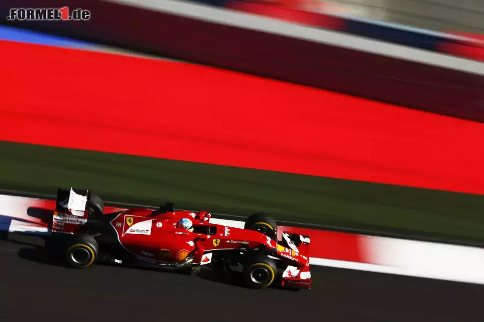 Foto zur News: Fernando Alonso (Scuderia Ferrari)